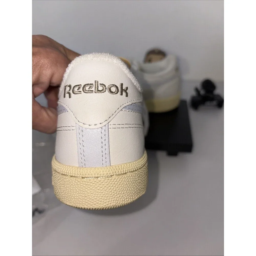 Reebok Ladies‎ 7.5 Chalk Weat Classic Excellent From Revolve